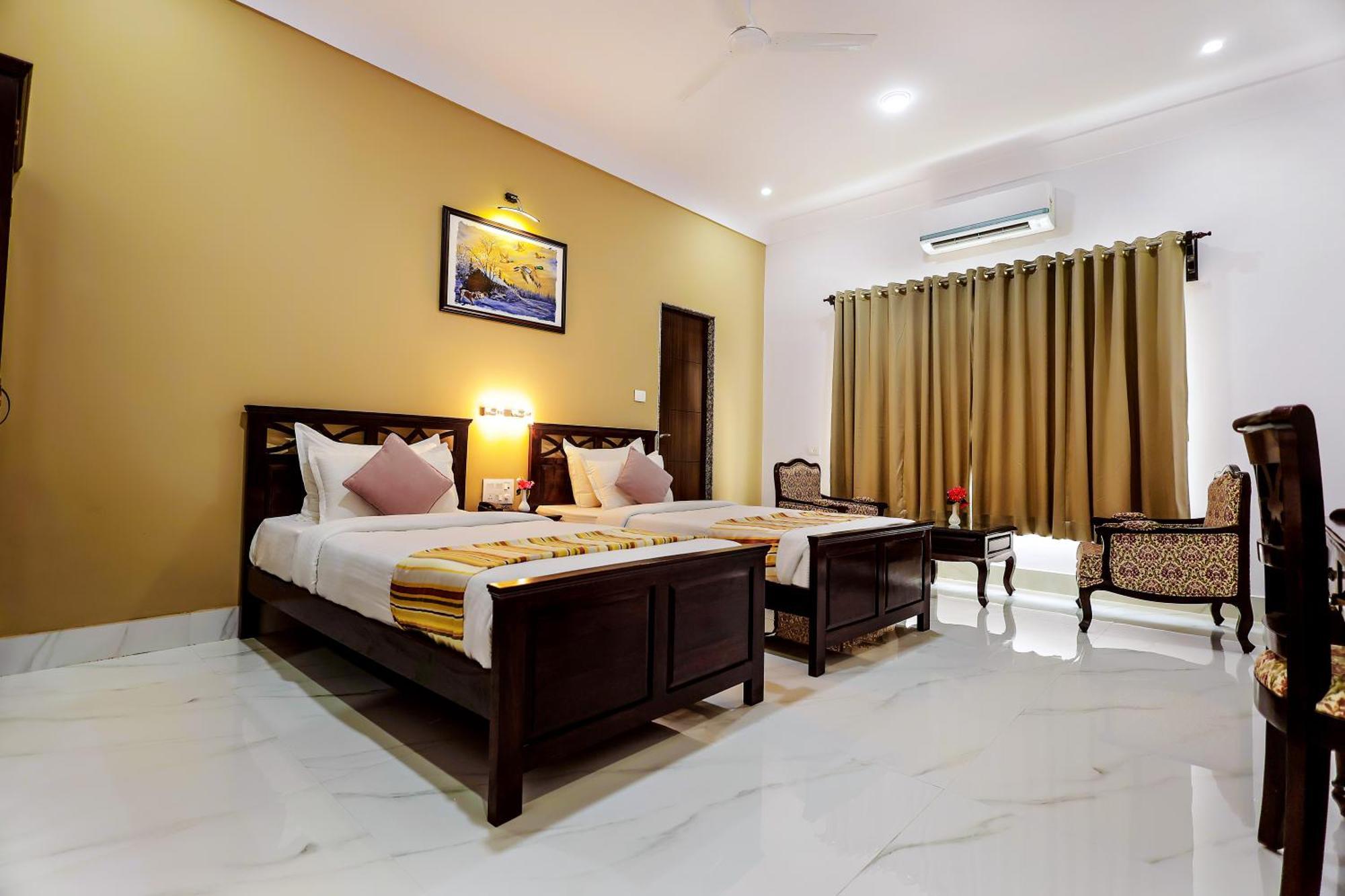 Revaas Lake View Boutique Stay อุเดเปอร์ ภายนอก รูปภาพ