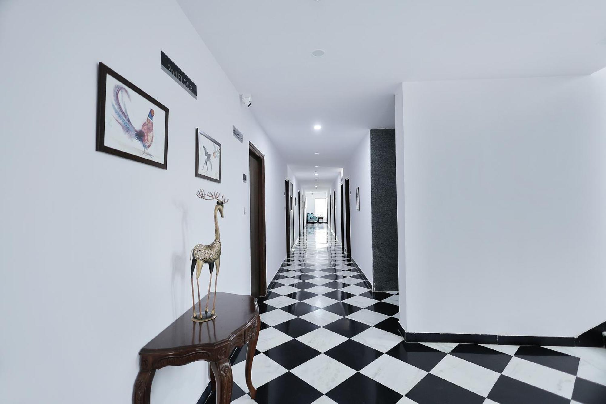 Revaas Lake View Boutique Stay อุเดเปอร์ ภายนอก รูปภาพ